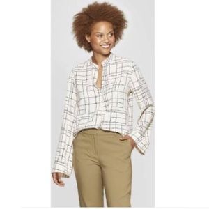 Target Prolouge long sleeve v neck popover.